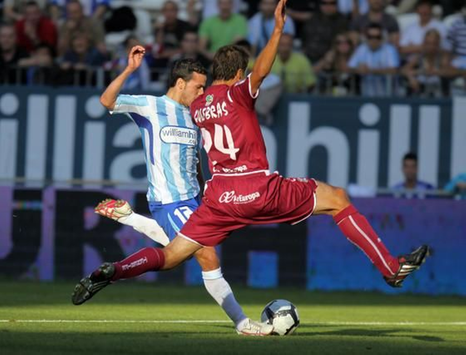 El Málaga empata en casa ante el Tenerife. / Migue Fernández