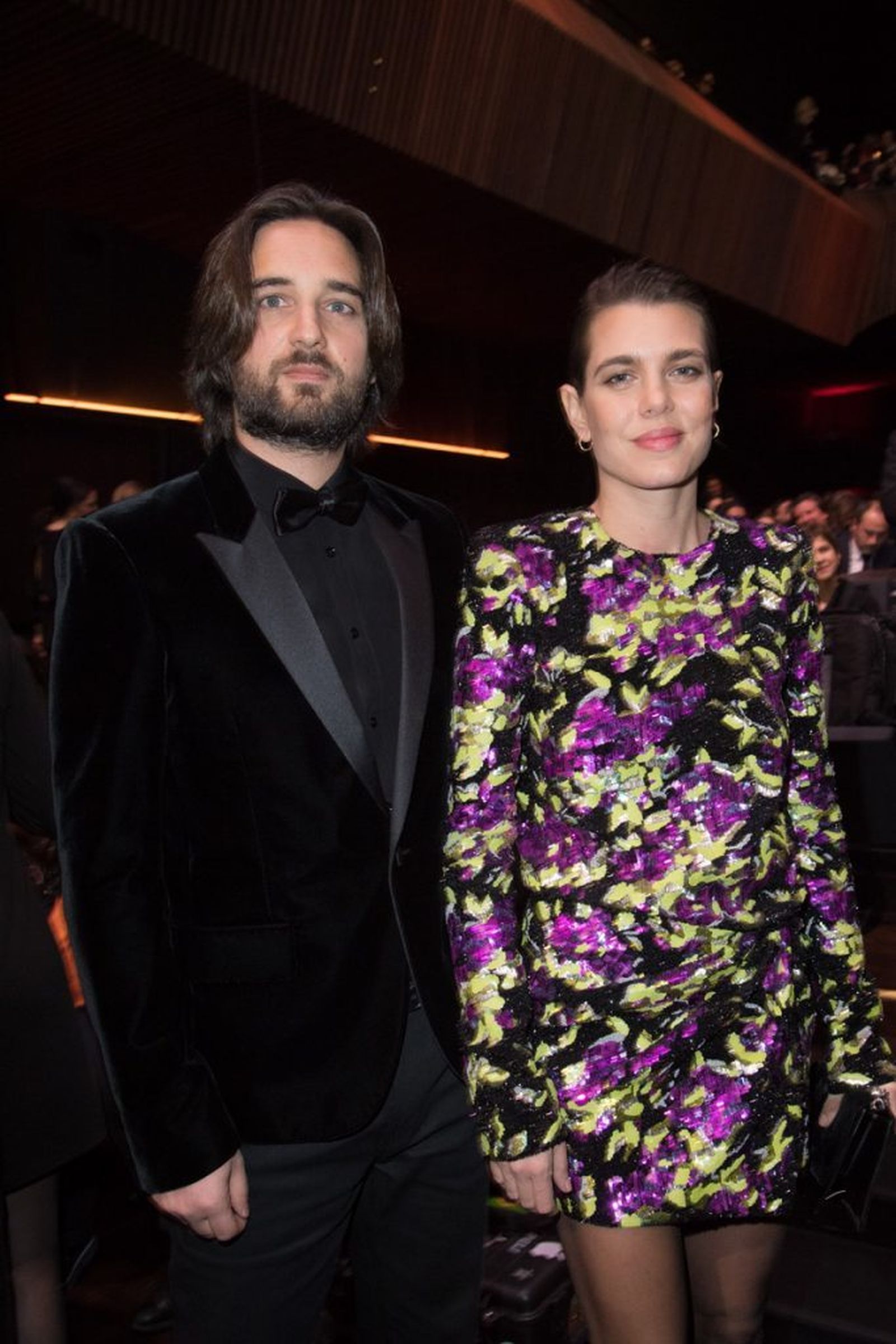 Carlota, embarazada, con su pareja, Dimitri Rassam.