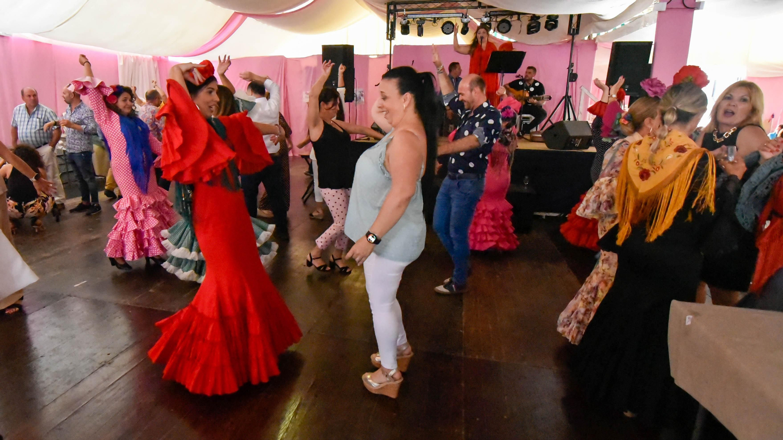 Fotos del viernes en la Feria de Los Barrios