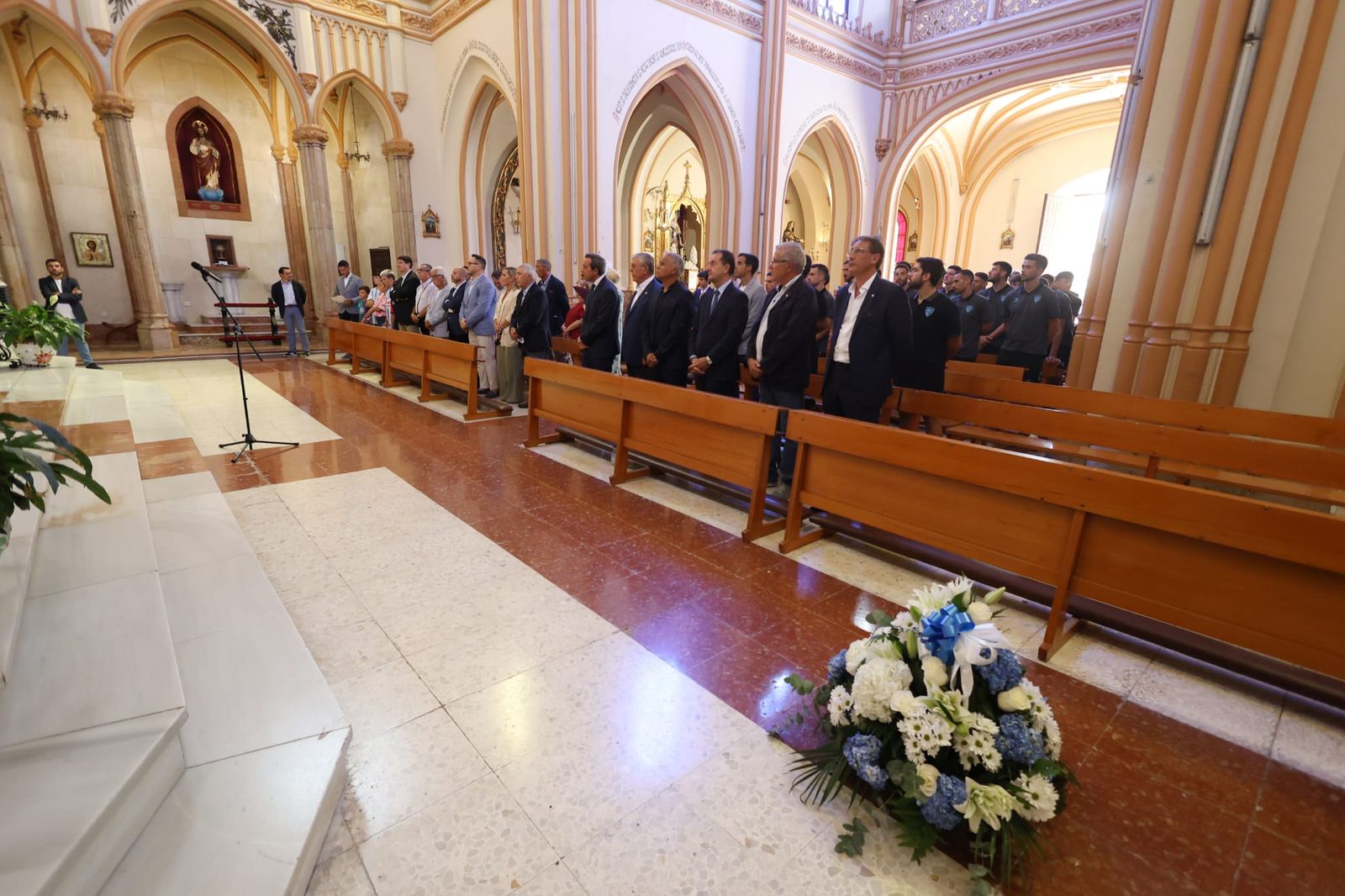 Las fotos del Málaga CF en su visita al Cautivo