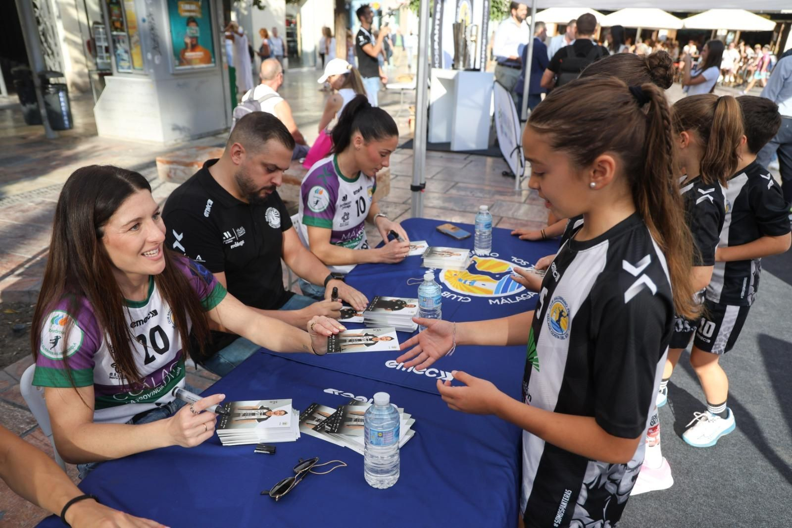 El Costa del Sol Málaga conquista la Plaza de la Constitución