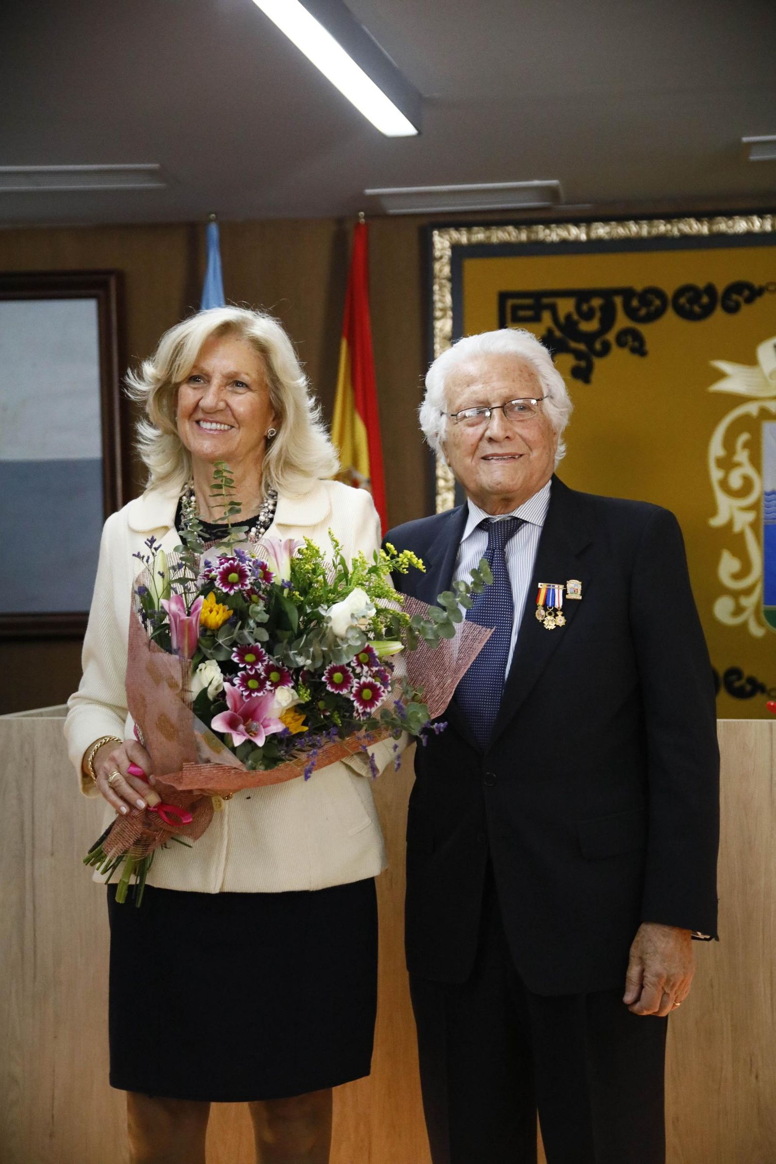 Las imágenes del nombramiento de hijo predilecto de Garrucha a José María Martínez de Haro