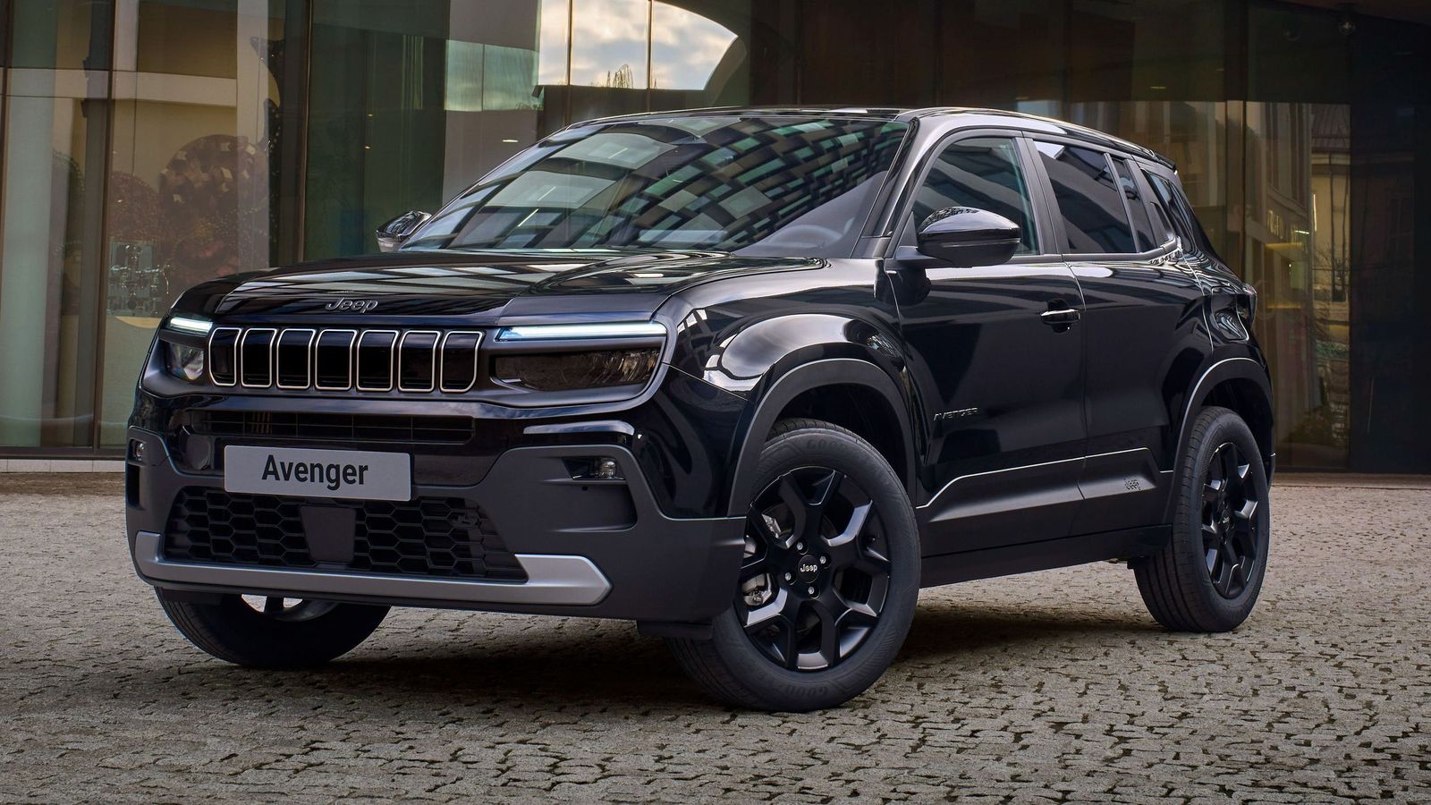 Avenger, Compass y Wagoneer S protagonizan los lanzamientos de Jeep para este año