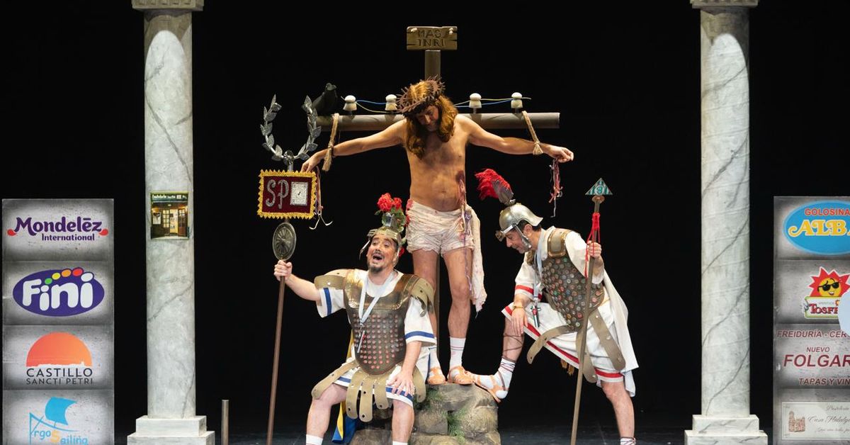 La crónica de la primera semifinal del COAC 2026: La fase más decisiva del Falla arranca con mucha fuerza