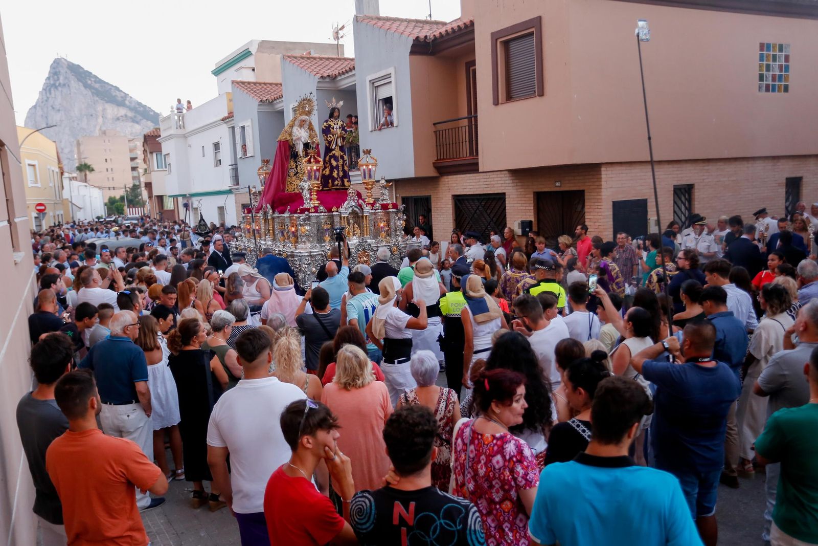 Procesión extraordinaria por el 75 aniversario de la hermandad del Medinaceli de La Línea