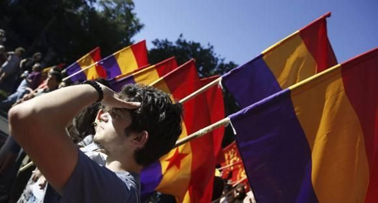 Ciudadanos de toda España vuelven a las calles a reclamar un referéndum sobre la Monarquía