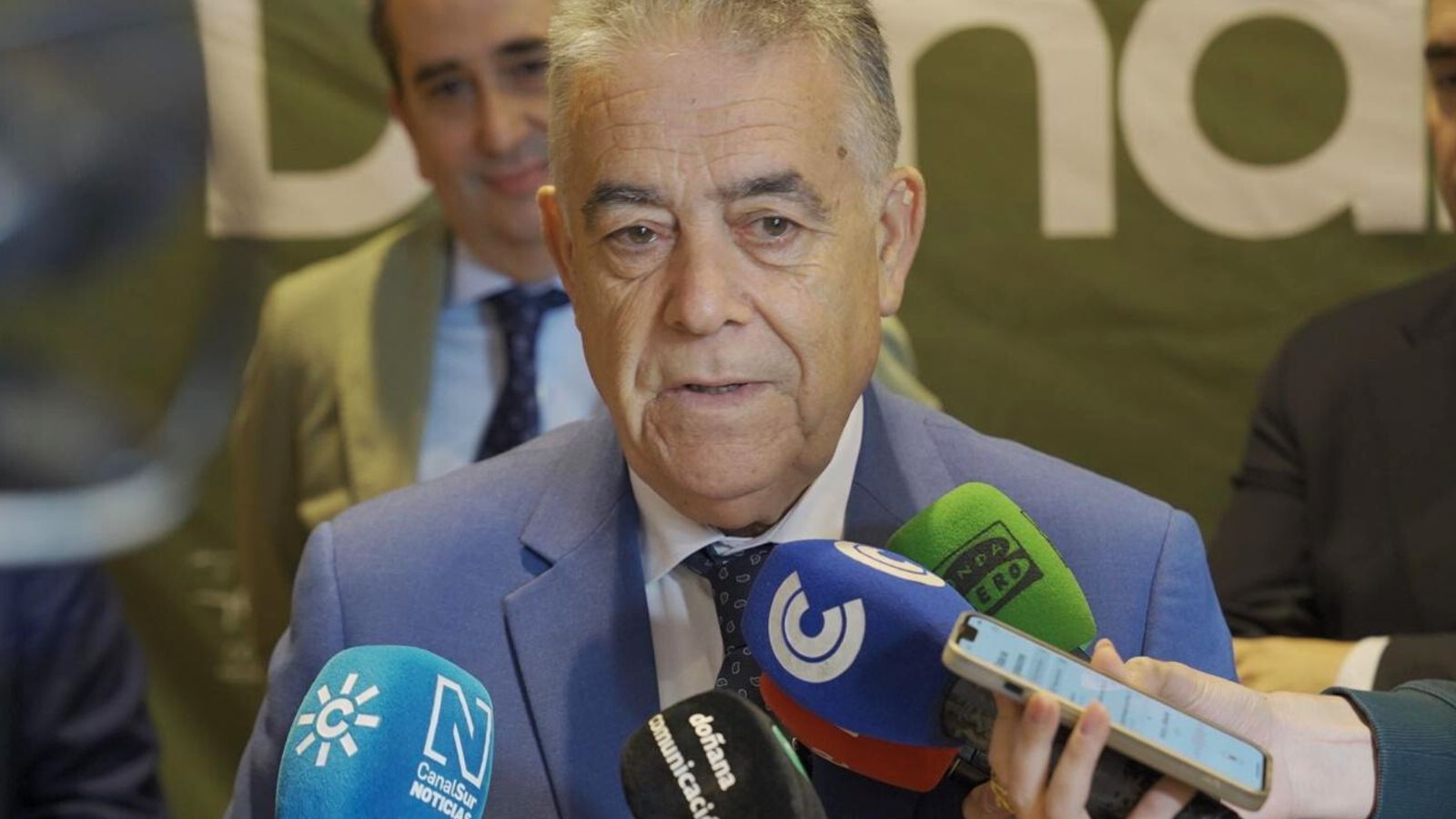 El alcalde de Almonte, Francisco Bella.