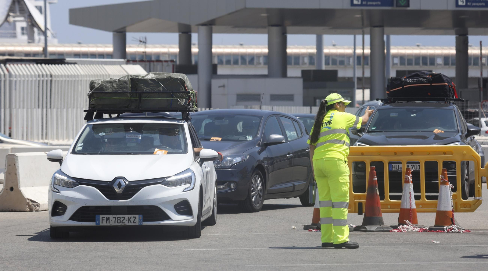 Las fotos del sábado más concurrido en la Operación paso del Estrecho en Algeciras