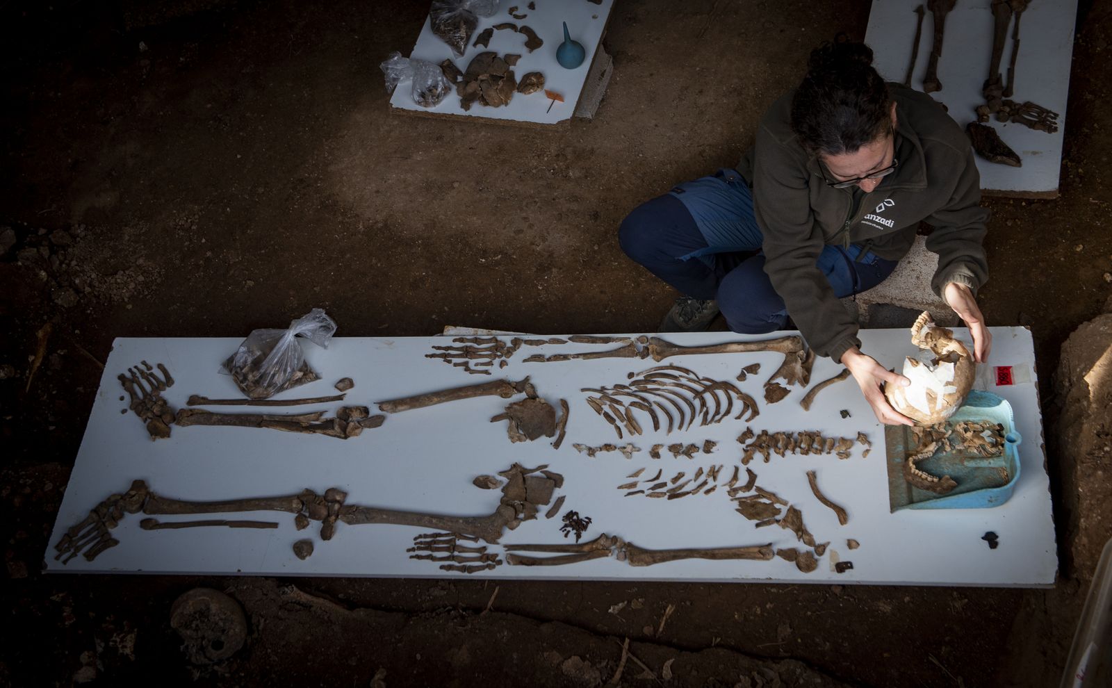 Imágenes de la fosa común de Pico Reja, en el cementerio de San Fernando