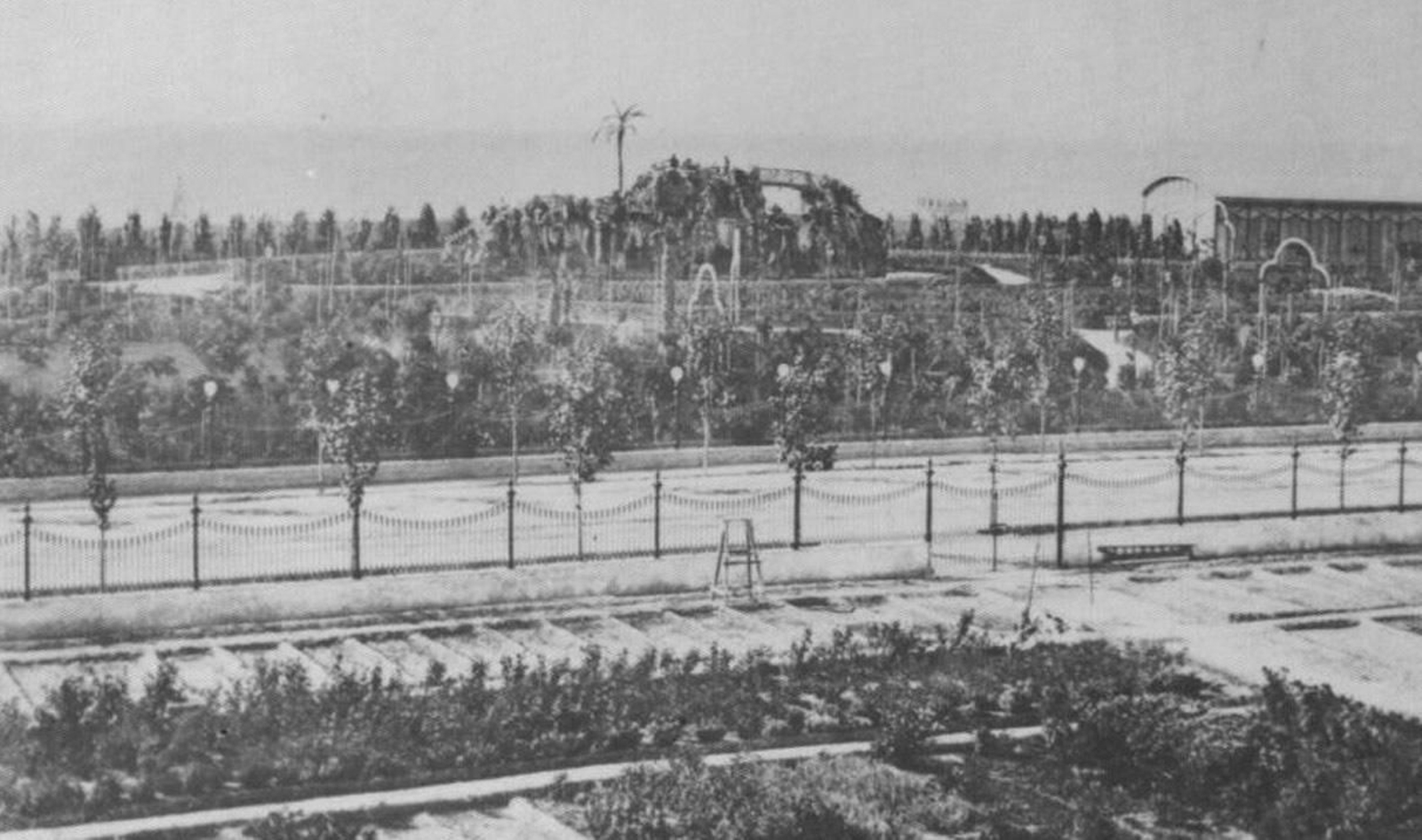 1895 hace 125 añosInauguración de la cascada y parque de las Delicias