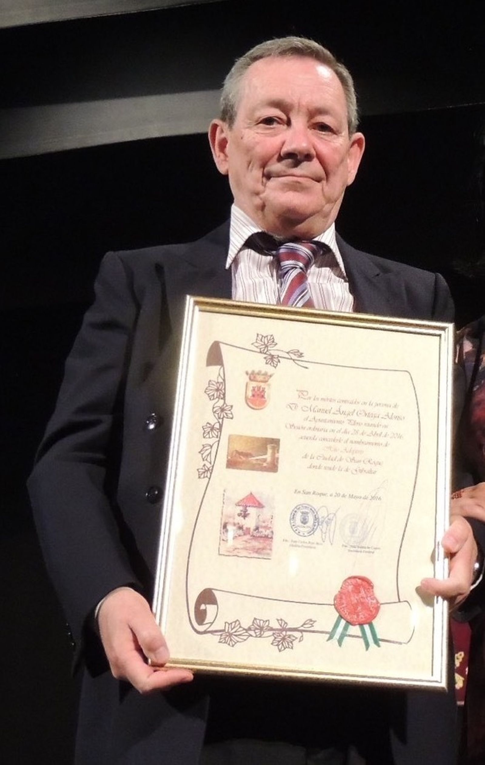 El escultor Manu Ortega.