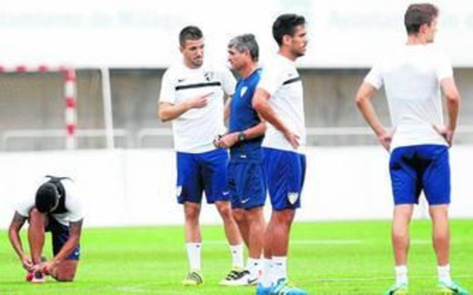 Camacho conversa con Juande Ramos en un entrenamiento.