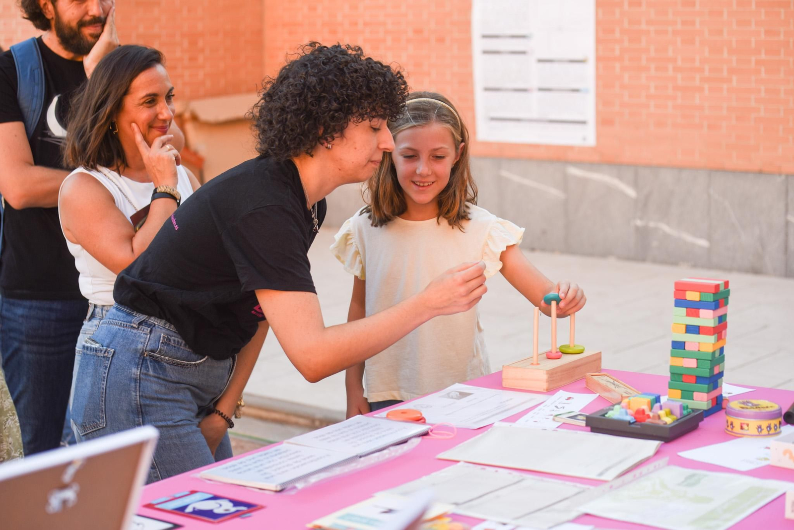 Las mejores fotos de la Feria de los Ingenios, el cierre de la Noche de los Investigadores en Córdoba