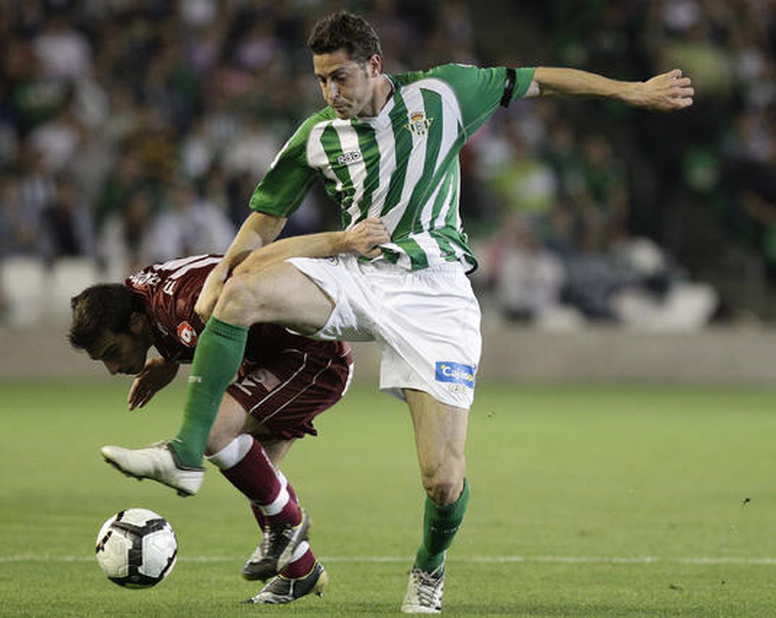 El Betis gana al Castellón en uno de sus partidos más flojos con Víctor Fernández. / Antonio Pizarro