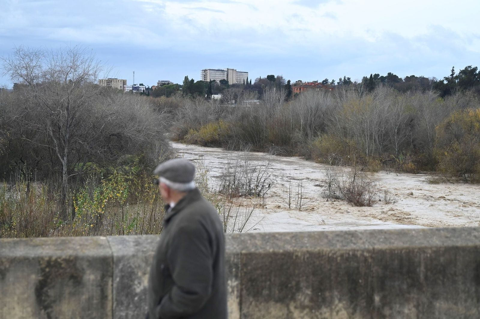 El cauce del río Guadalquivir a su paso por Córdoba tras la borrasca Kristin