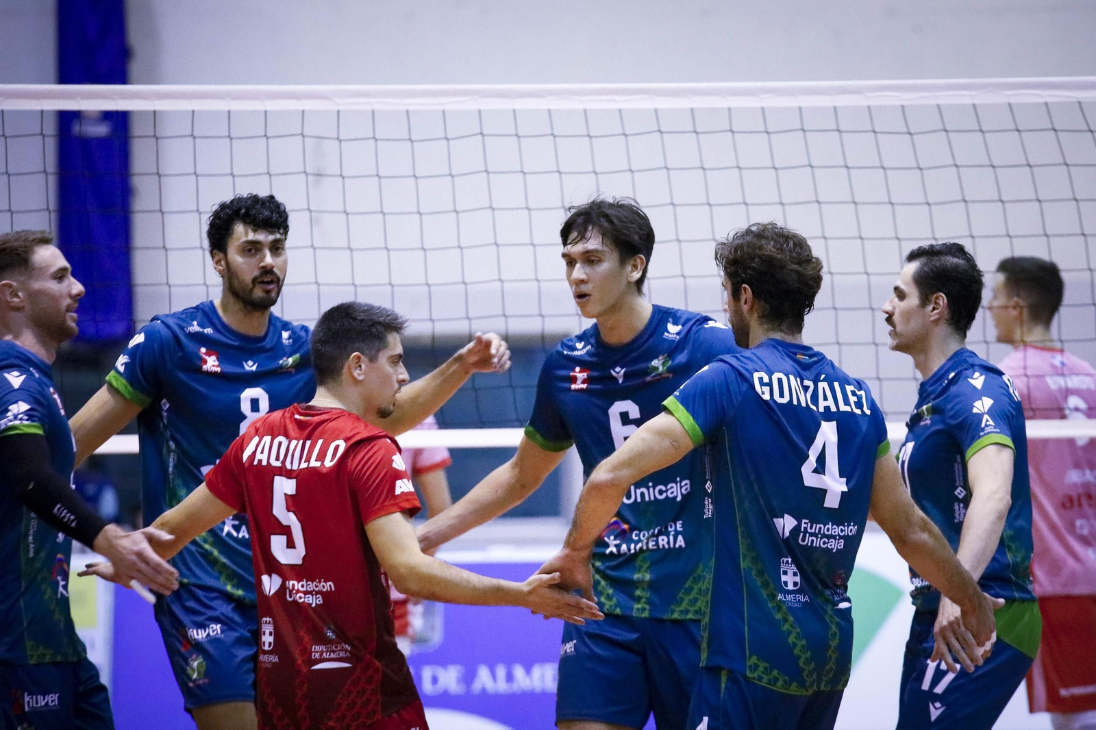 Unicaja Costa de Almería-Arenal Emeve de la Superliga, en imágenes