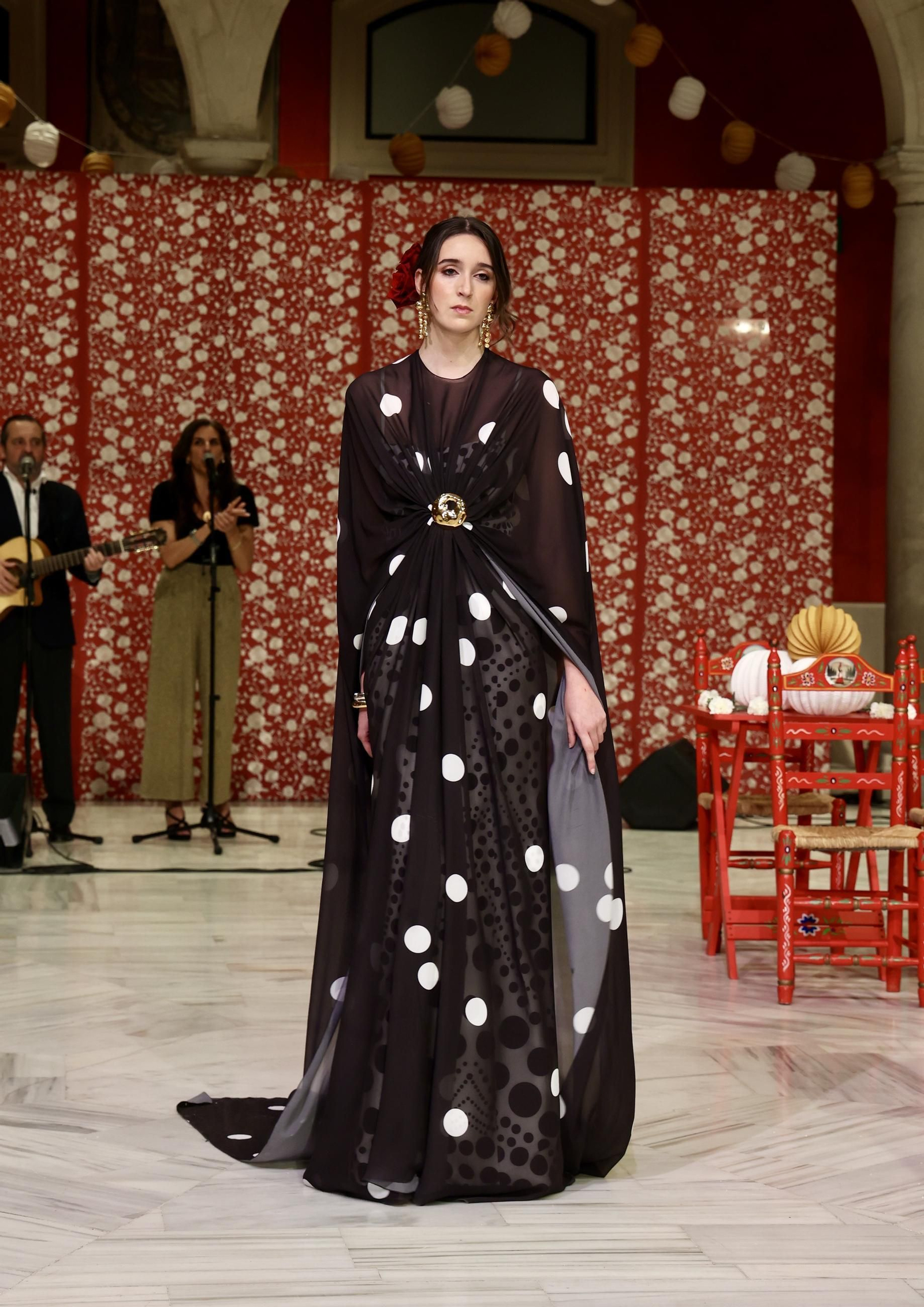 Desfile moda andaluza "Cajasol de moda"