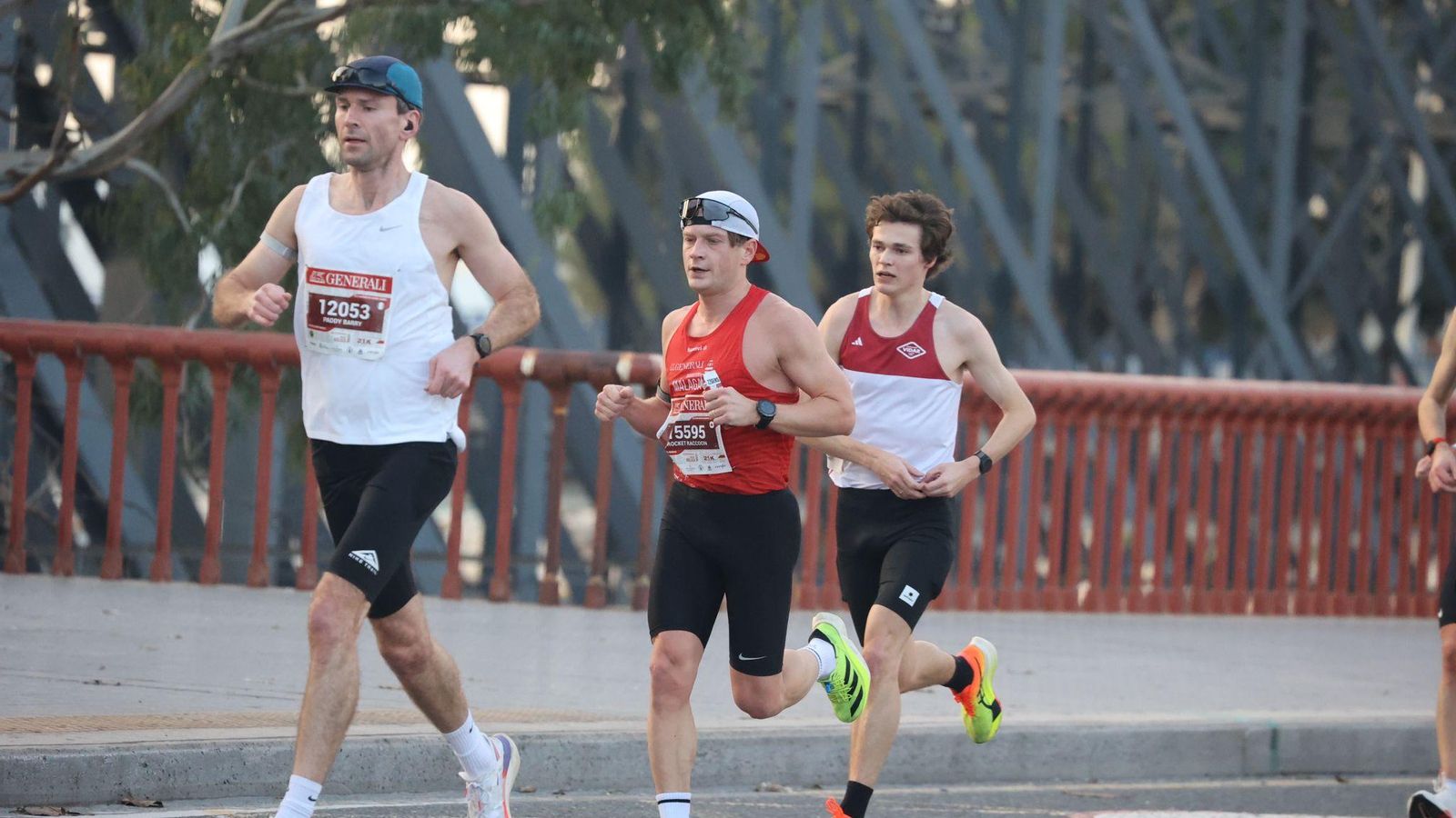 Las mejores fotos de la Maratón de Málaga 2024