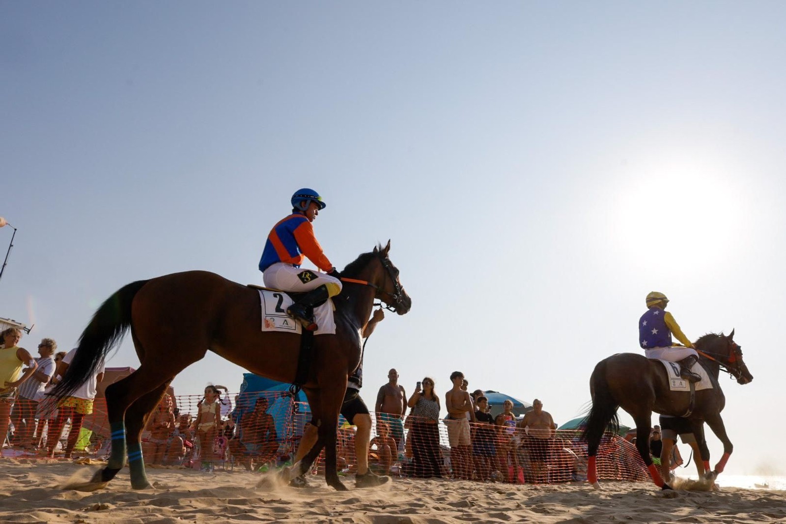 Imagen de la segunda jornada del ciclo final de las Carreras de Caballos de Sanlúcar 2025