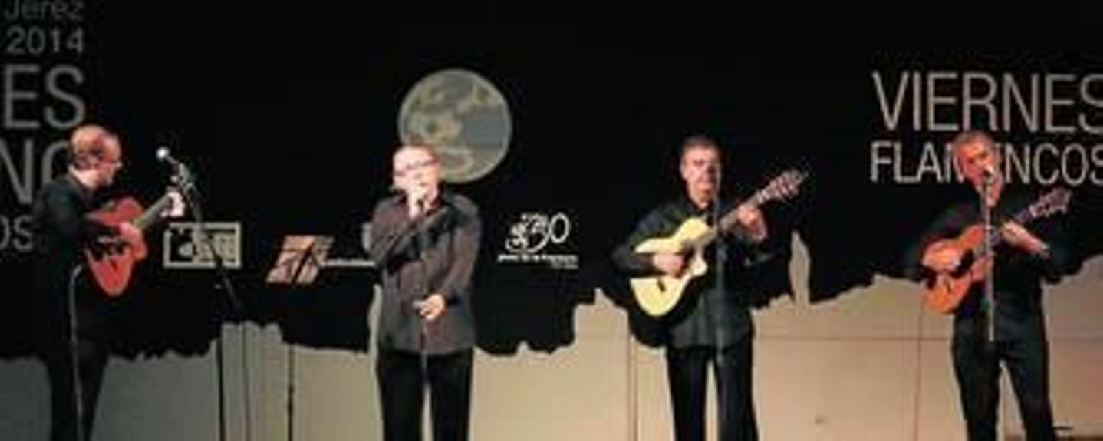 Abrazo del son que espera agazapado