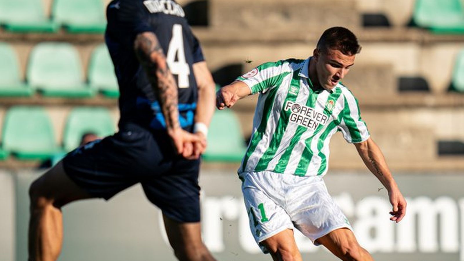 Pablo García, en un momento del encuentro ante el Sassuolo.