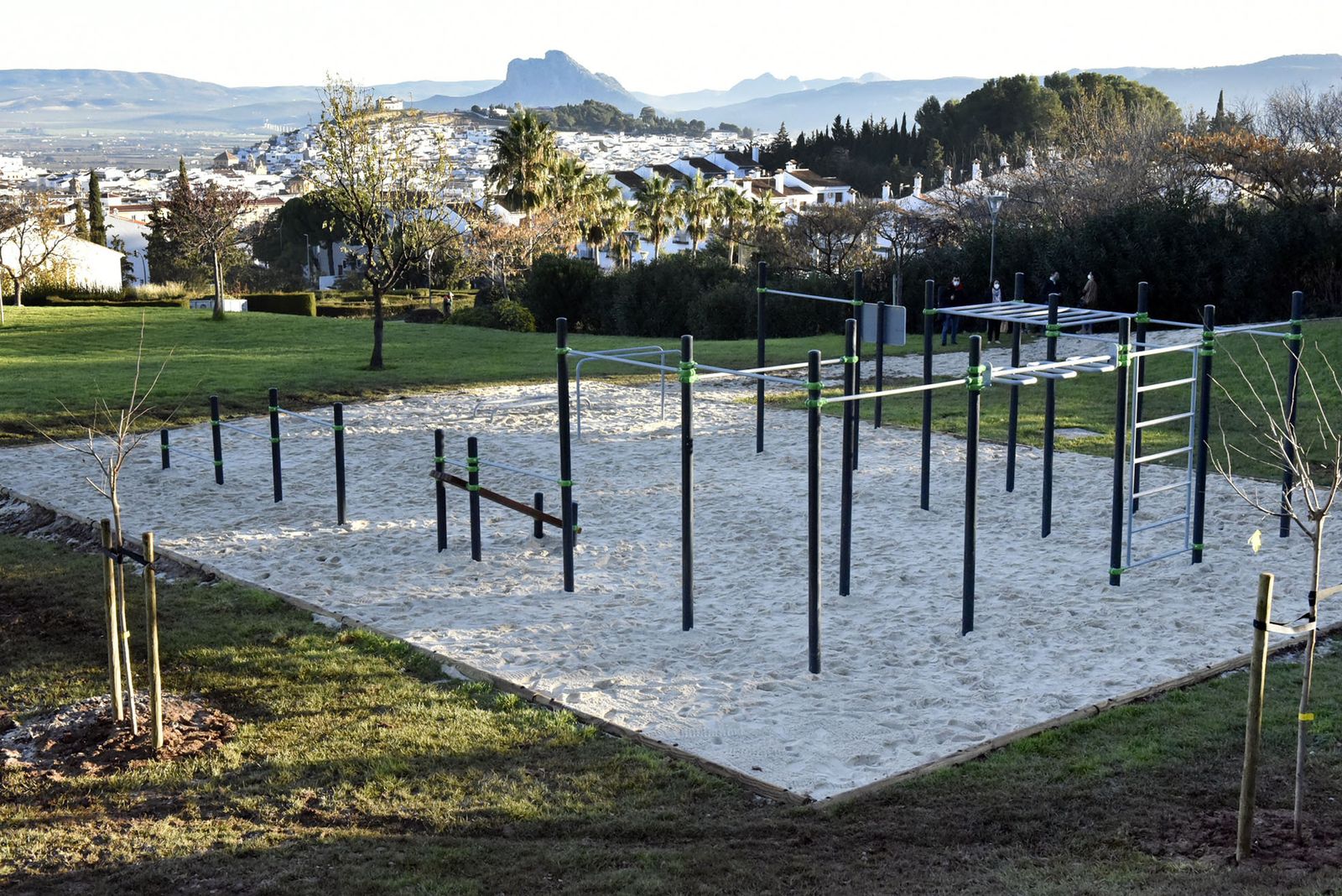 Las instalaciones cuentan con vistas a la ciudad del Torcal y la Peña de los Enamorados.