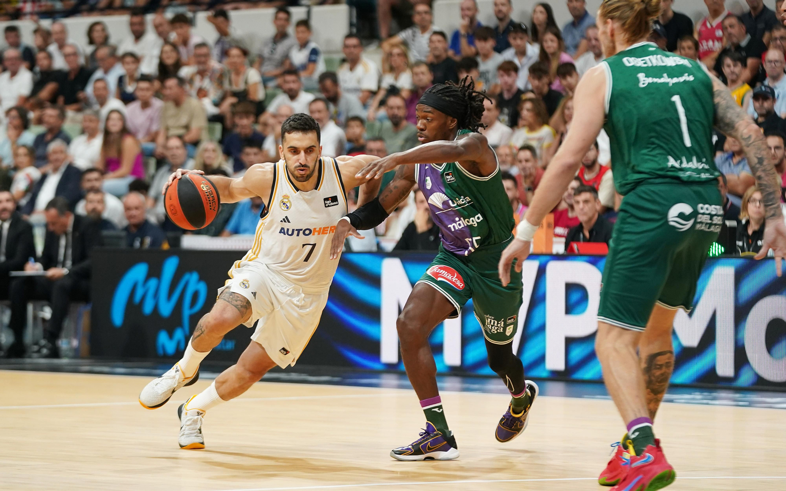 Las fotos del Unicaja-Real Madrid de la Supercopa