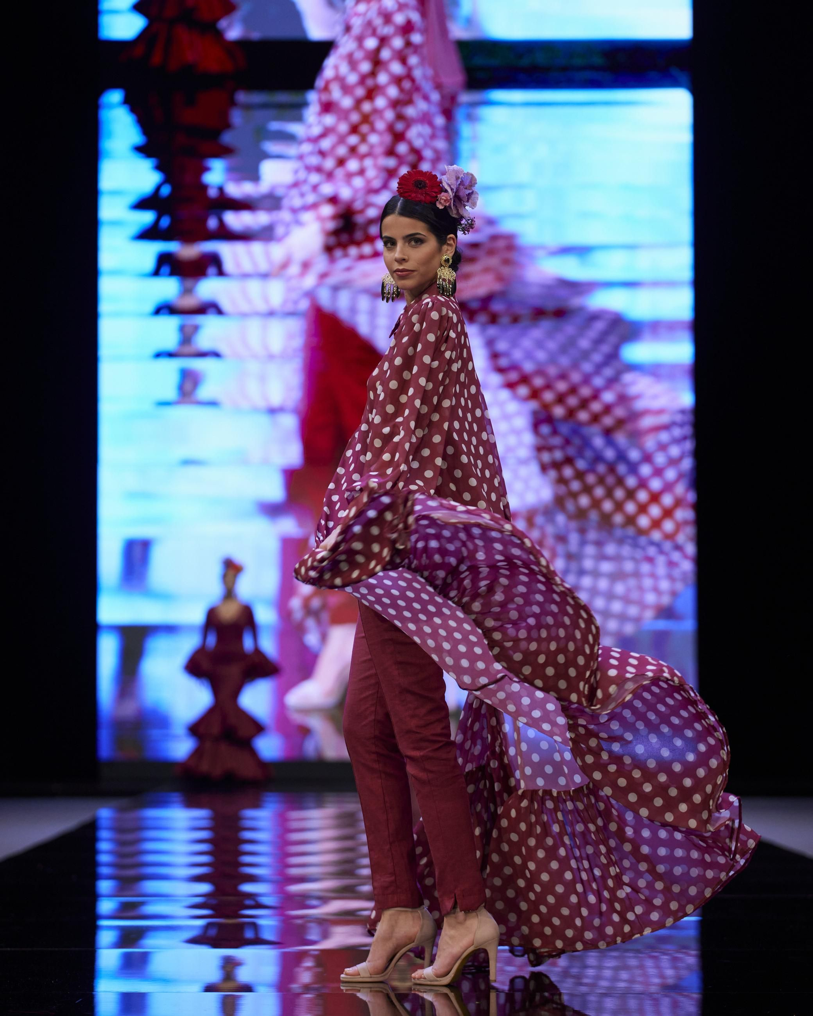 El desfile de Raquel Bollo en SIMOF 2025, todas la fotos