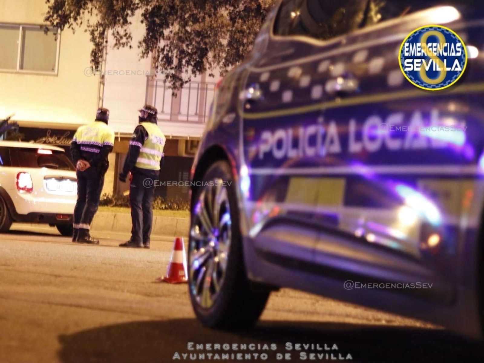 La Policía Local durante un control de tráfico, en una imagen de archivo.