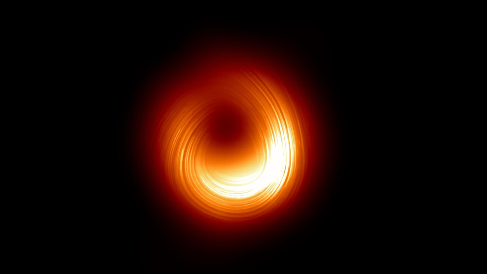 Nueva imagen del agujero negro supermasivo situado en el centro de la galaxia M87, conocido como M87*, a partir de observaciones realizadas en 2021