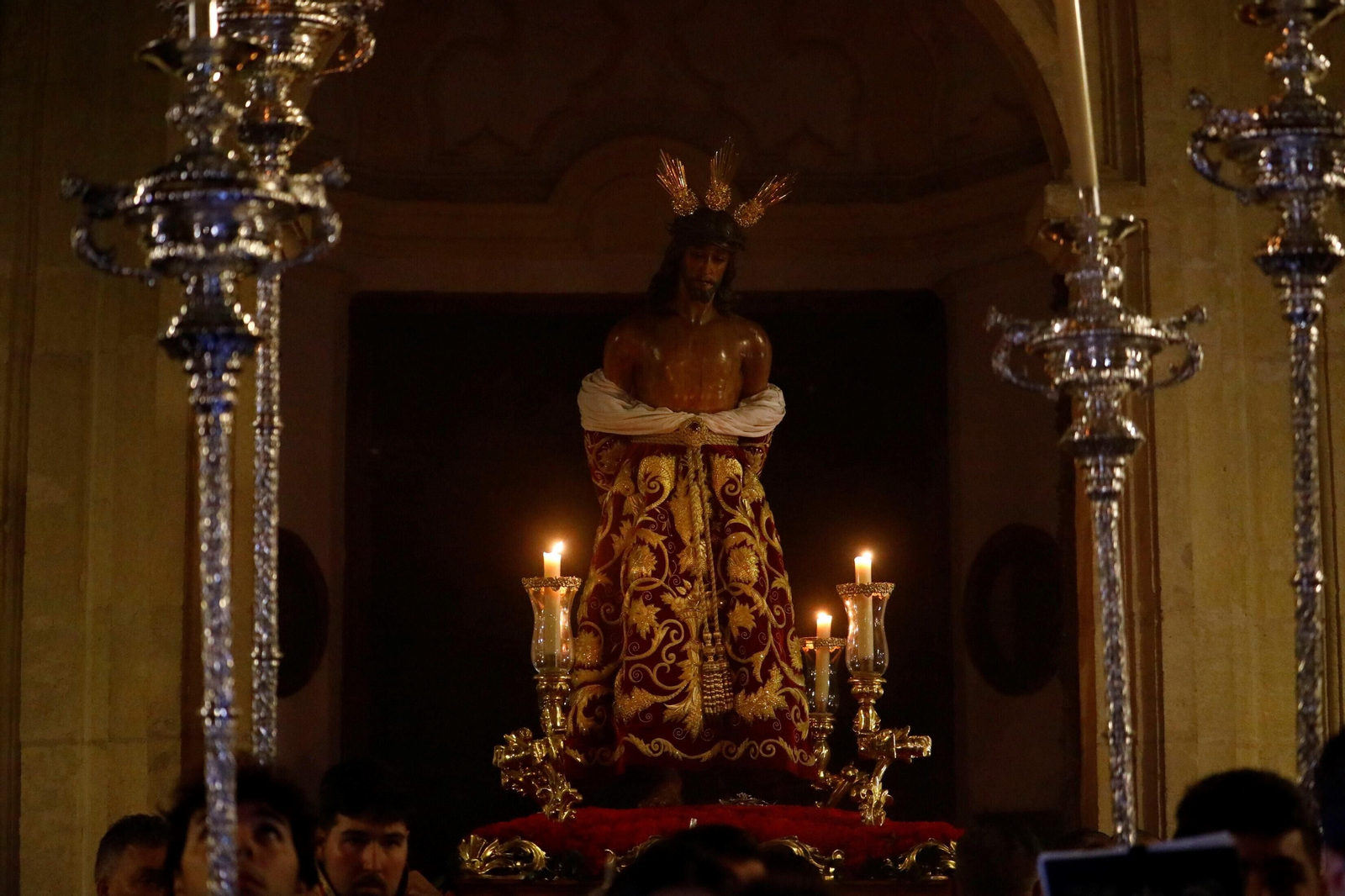 Miércoles de Ceniza en Córdoba: El vía crucis del Señor de las Penas, en imágenes