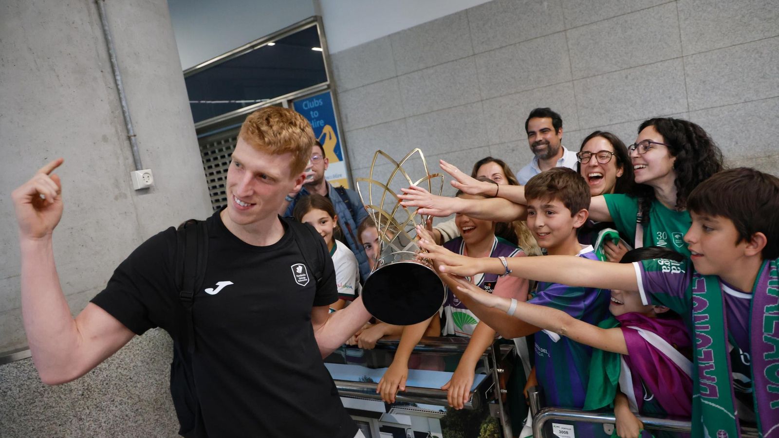 El Unicaja campeón de la BCL llega a Málaga