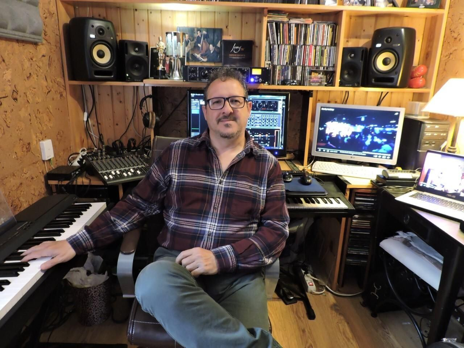 El músico gaditano Franky, en su estudio personal.