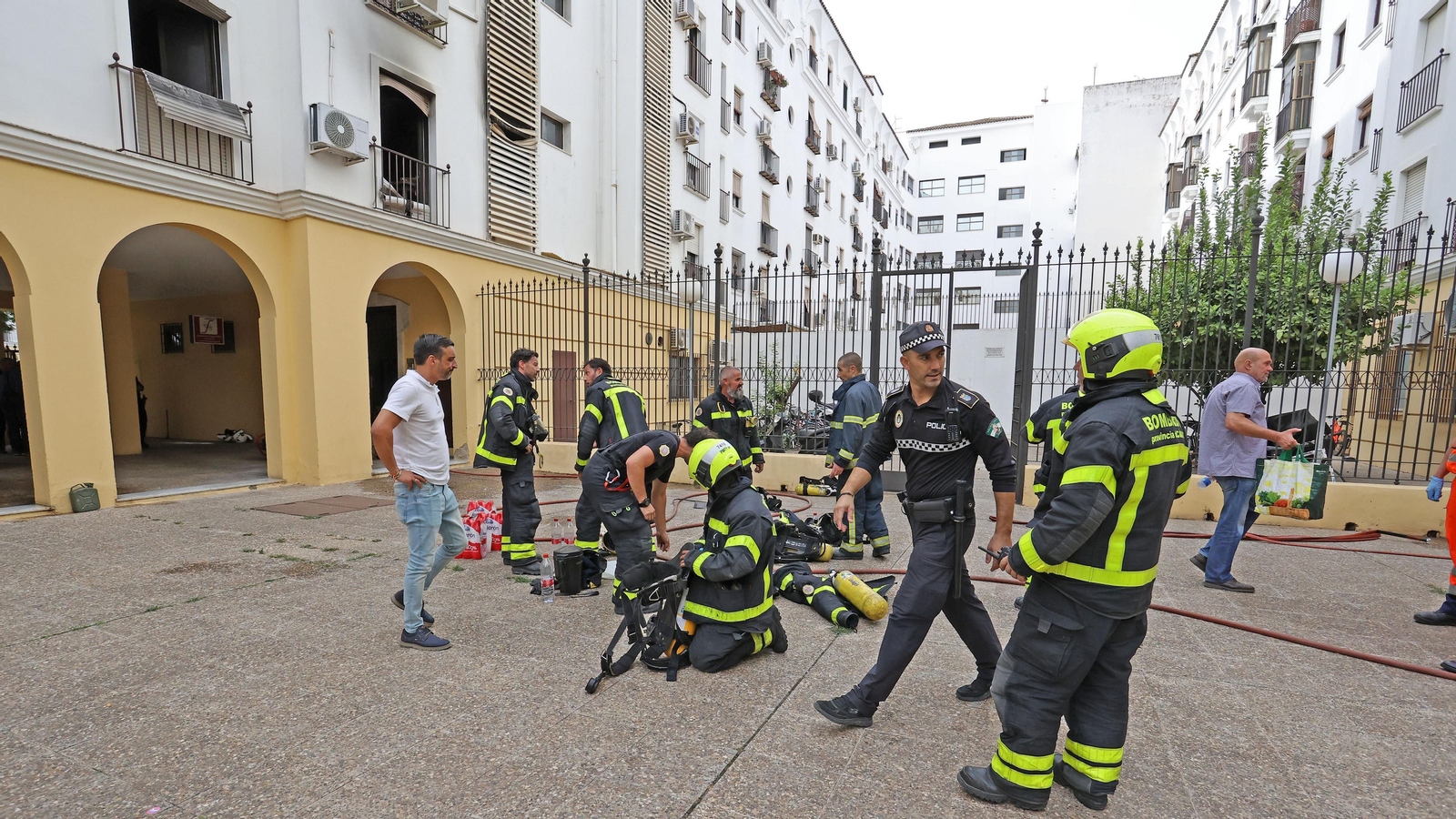 Incendio en una vivienda de calle Paul