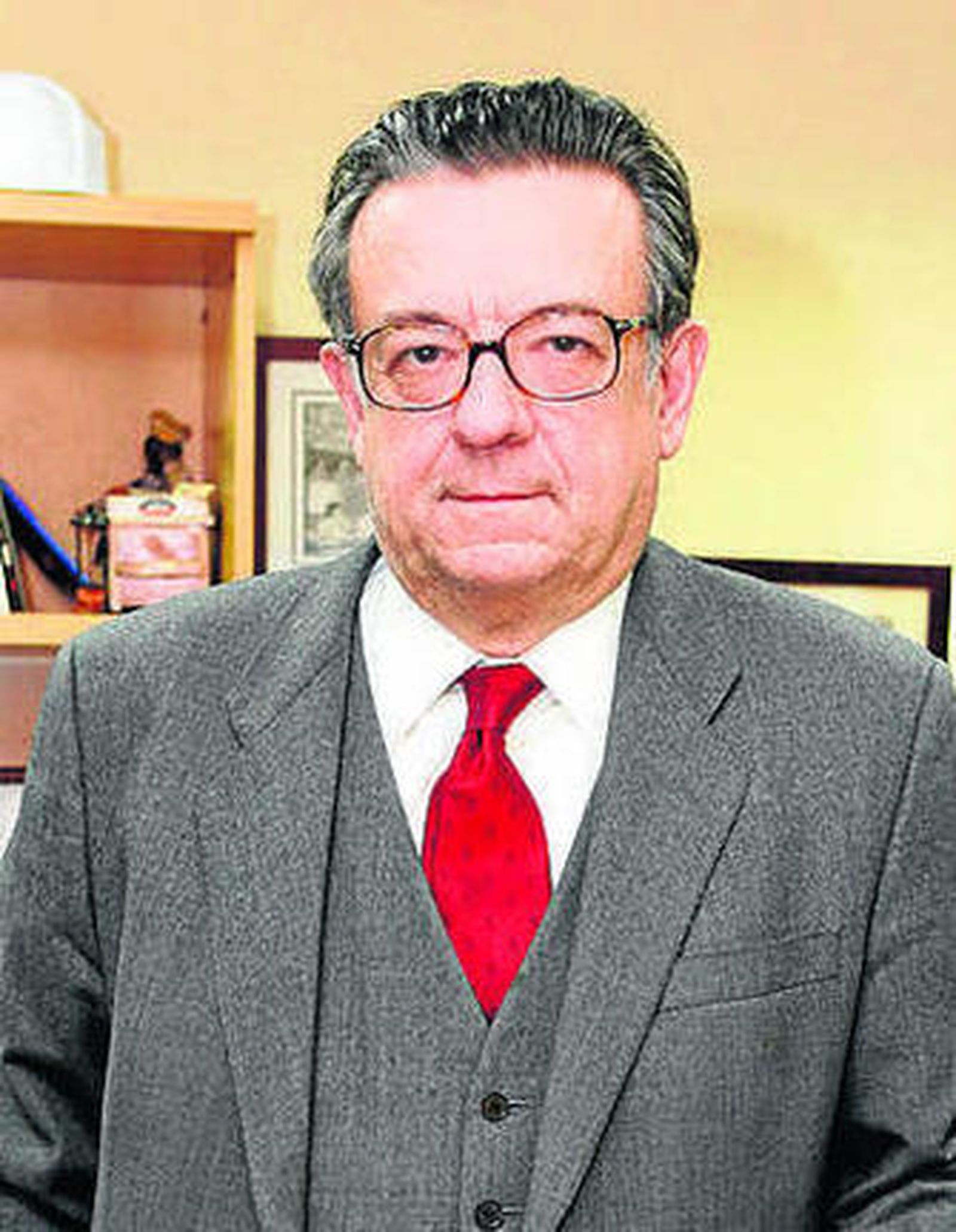 Miguel Herrero R. de Miñón.
