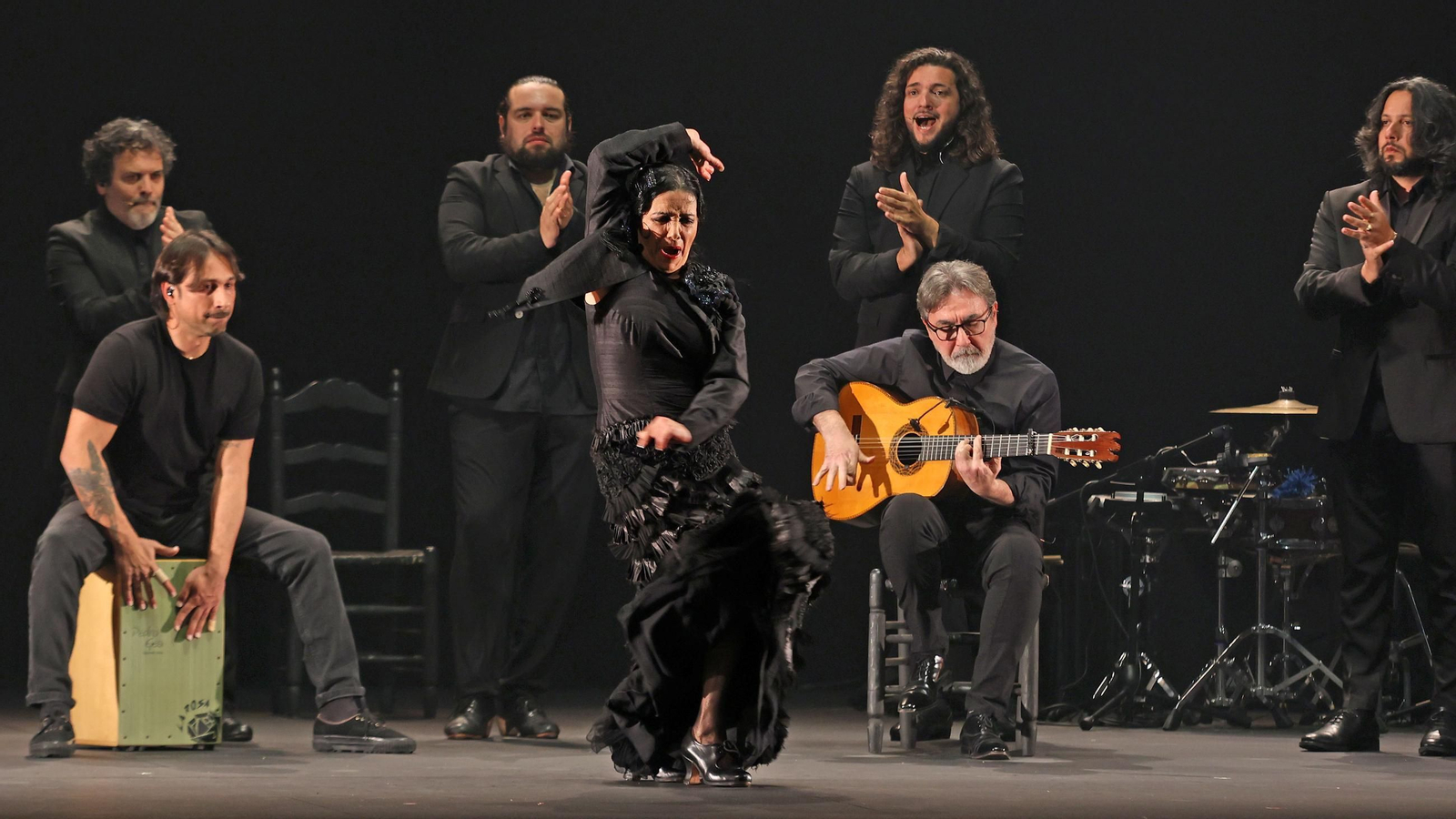 Eva Yerbabuena con 'Yerbagüena (oscuro brillante)' en el Festival de Jerez