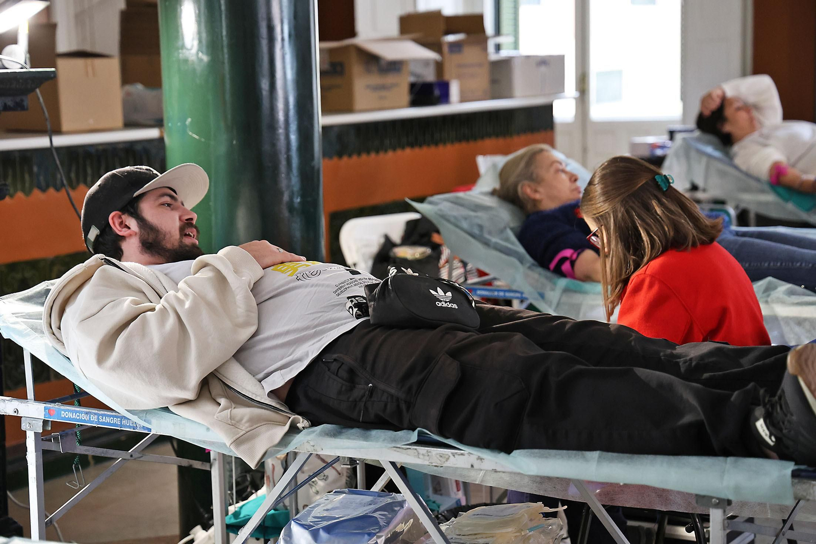 Imágenes de la primera macrocolecta de sangre de este año en Huelva