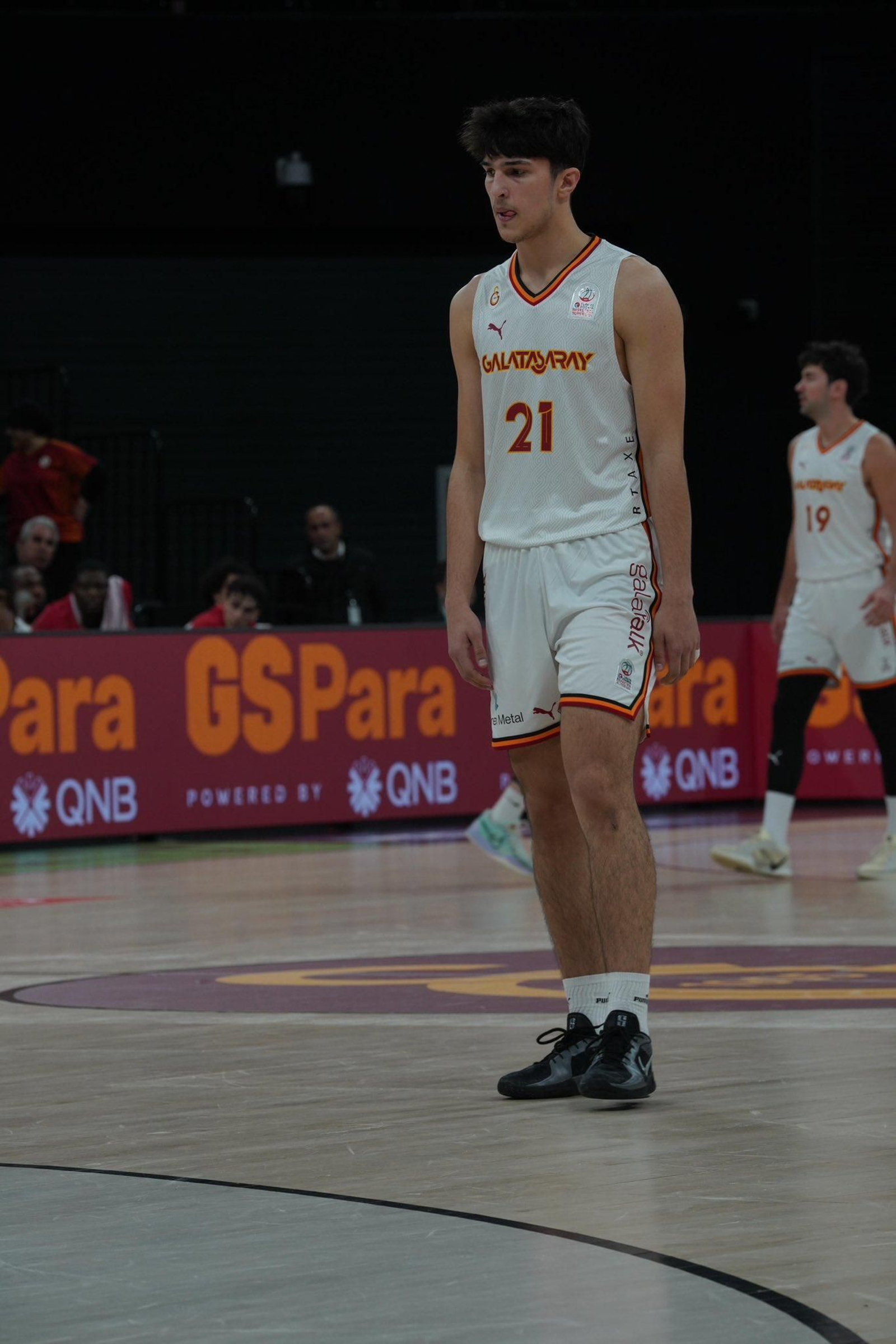 El Galatasaray derrota al Pinar antes de venir a Málaga (101-80)