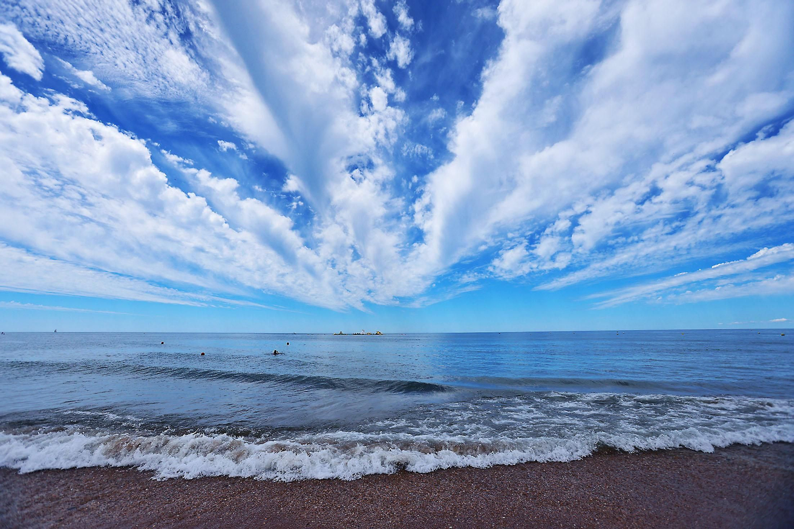 Ambiente en las playas de Huelva el último domingo de junio (28).JPG