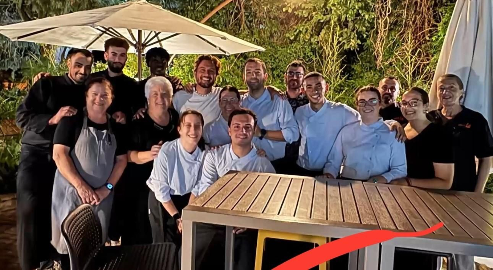 Manuel Carrasco junto al personal de La Castillería