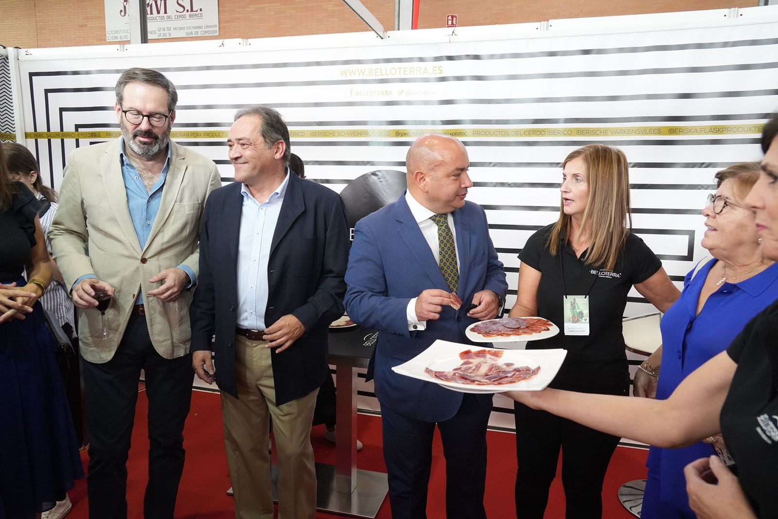 El día grande de la Feria del Jamón de Villanueva de Córdoba, en imágenes