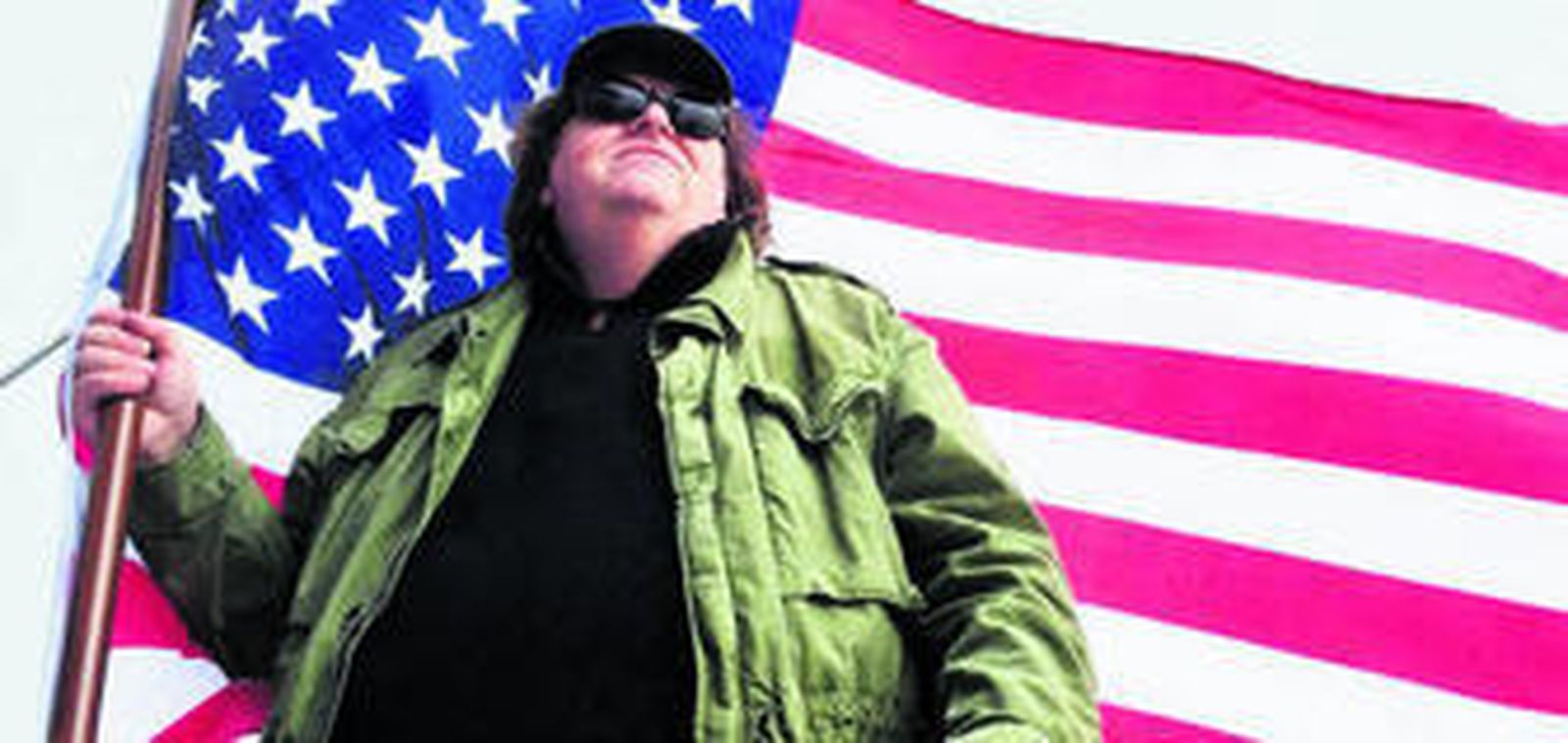 Michael Moore, protagonista como de costumbre en sus películas, en una escena de '¿Qué invadimos ahora?'..