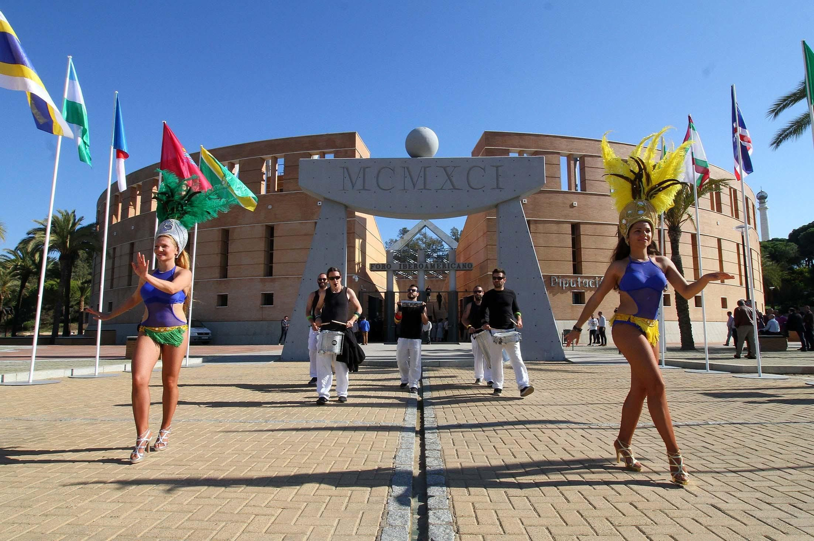 Imágenes de la entrega de las Medallas de la Provincia.