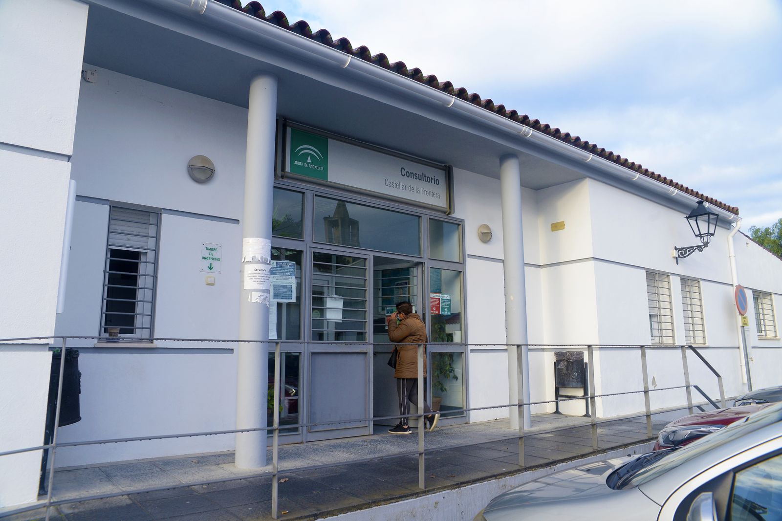 Primer día de colegio y  de alerta de grado 4 en Castellar