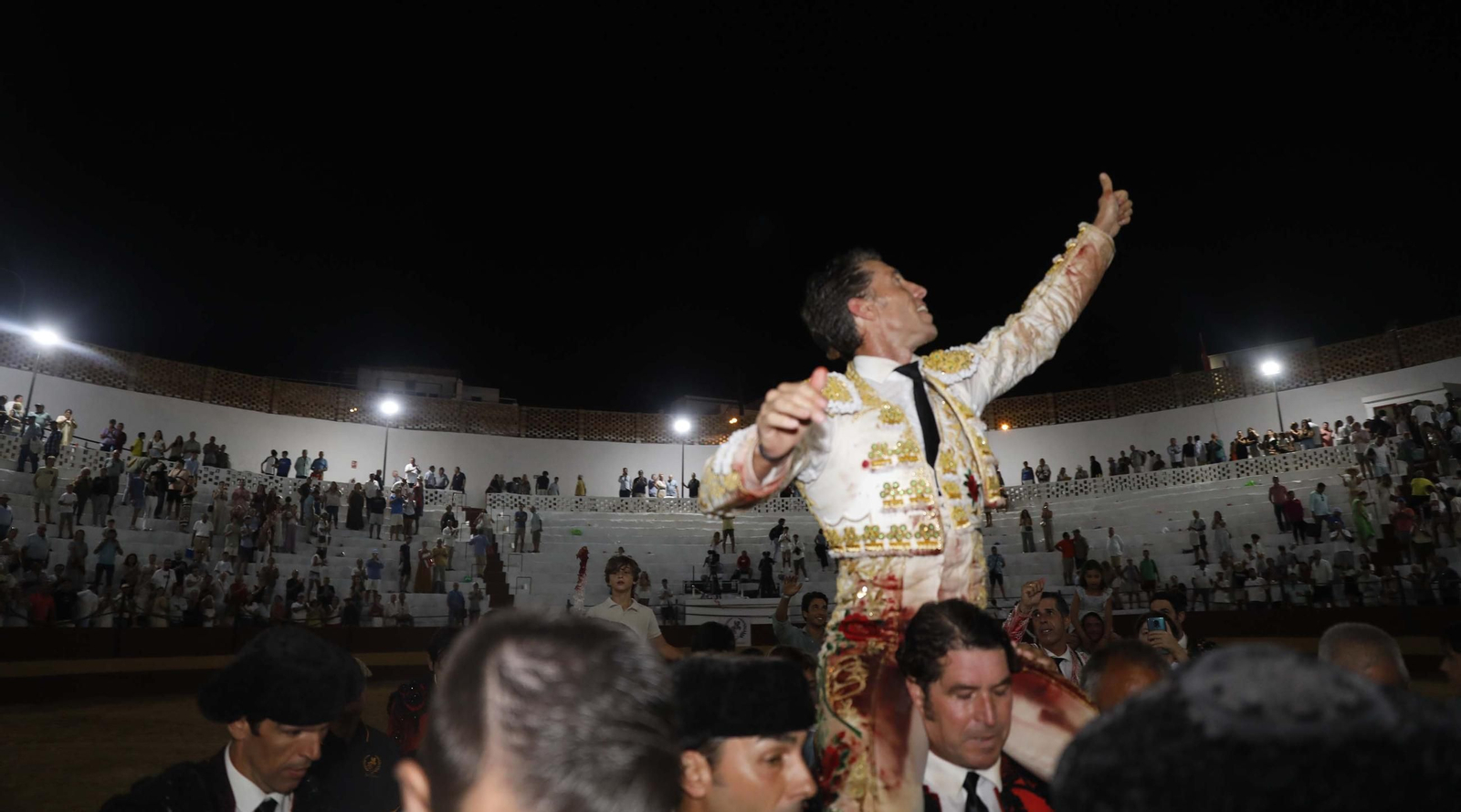 Fotos de la encerrona de Manuel Escribano en Tarifa