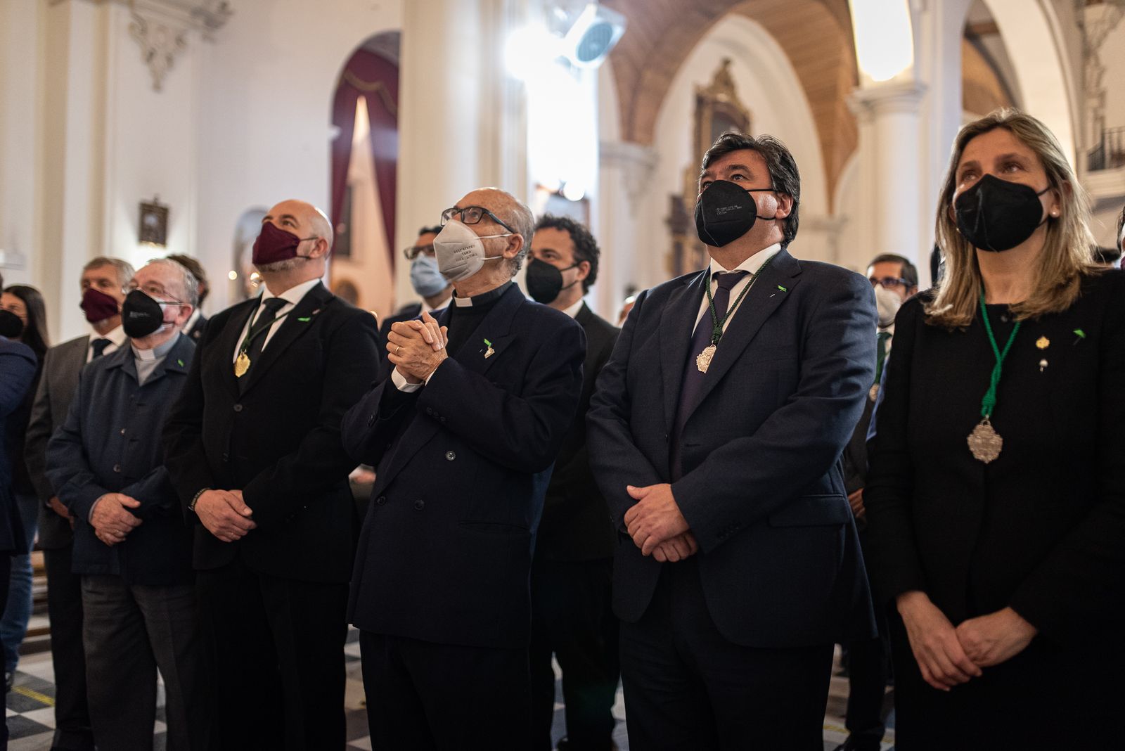 Jueves Santo: Imágenes de las Hermandades del Nazareno y Oración en el Huerto