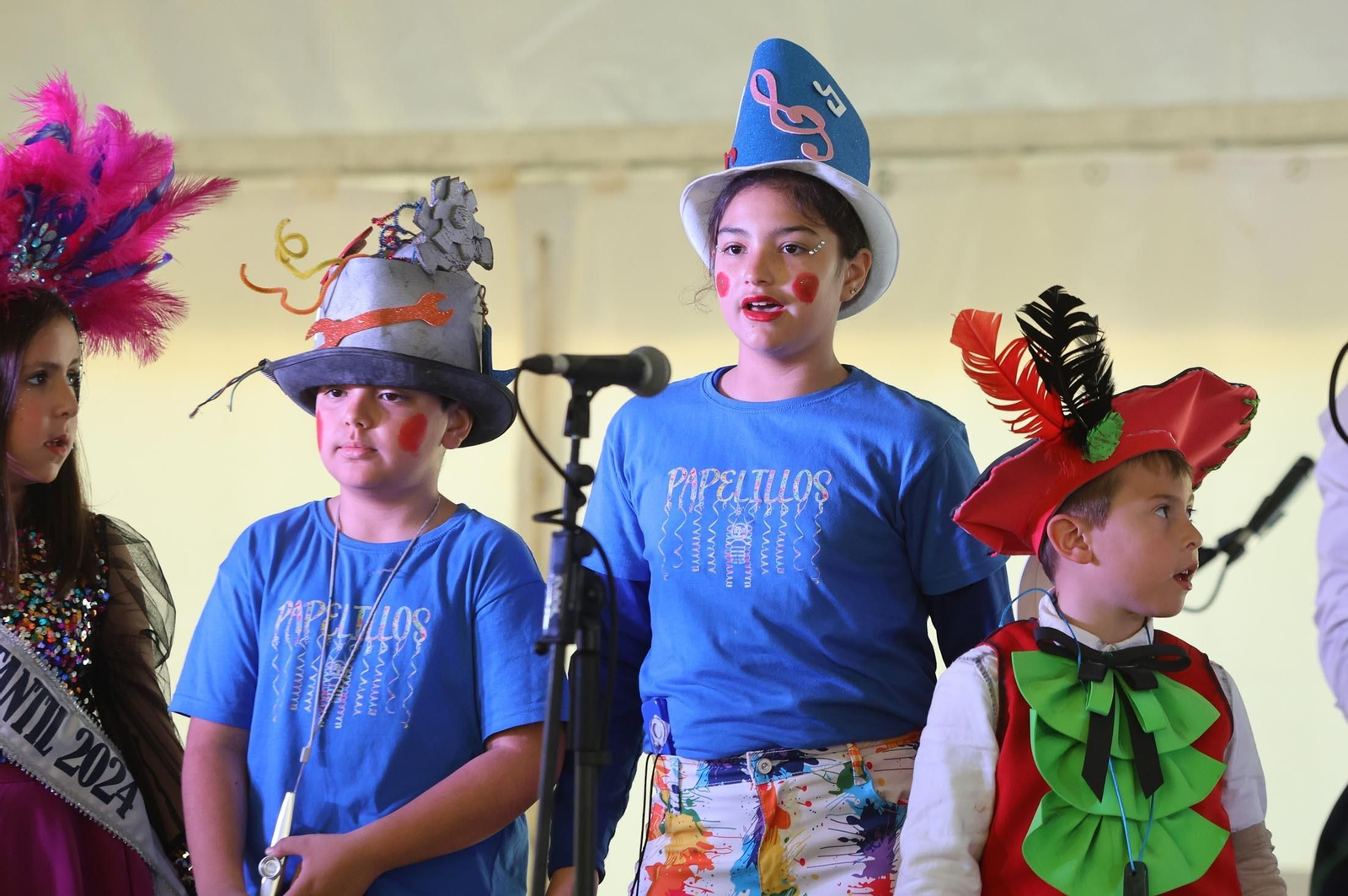 Imágenes del gran ambiente en el carrusel de agrupaciones del Carnaval Colombino 2024