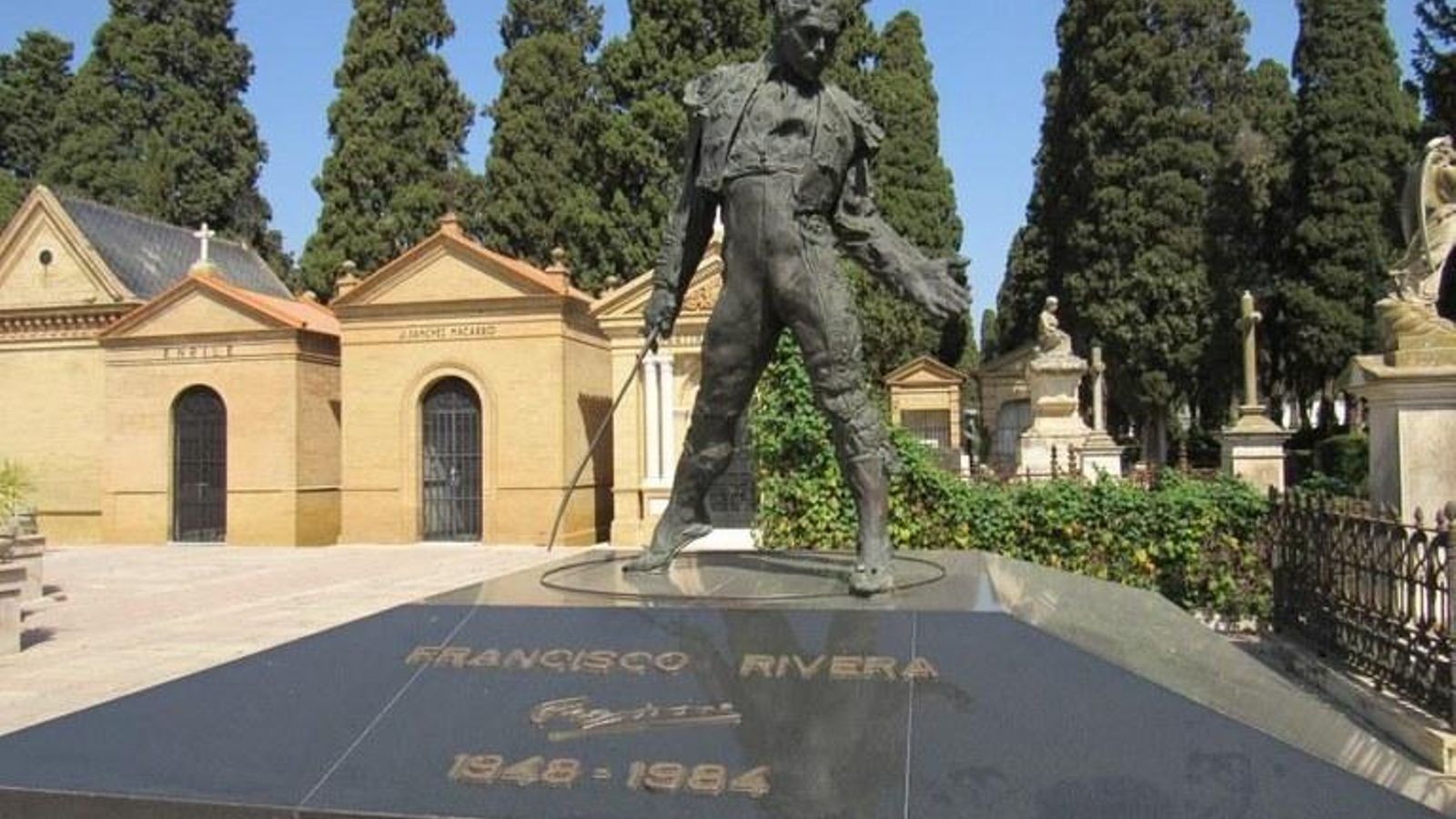 Panteón de Francisco Rivera 'Paquirri'