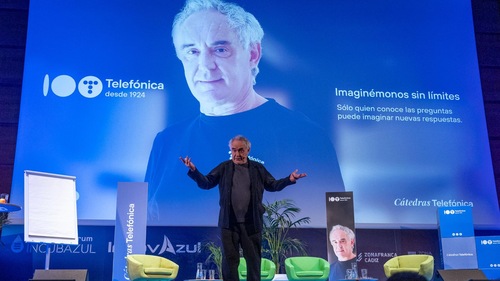 Ferran Adrià, en el Blue Zone Forum-Innovazul 2024.