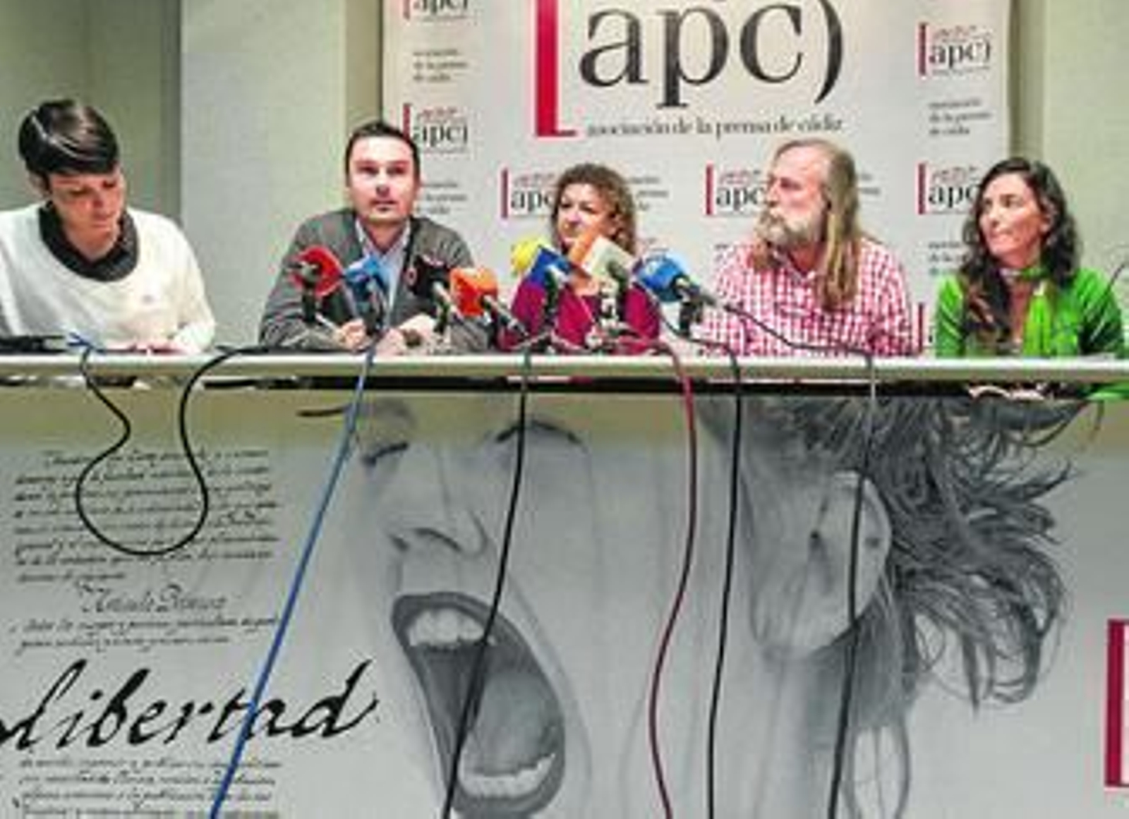 Martín Vila (izquierda) y Antonio Vergara (derecha), en la presentación del informe de las primarias de Ganemos.